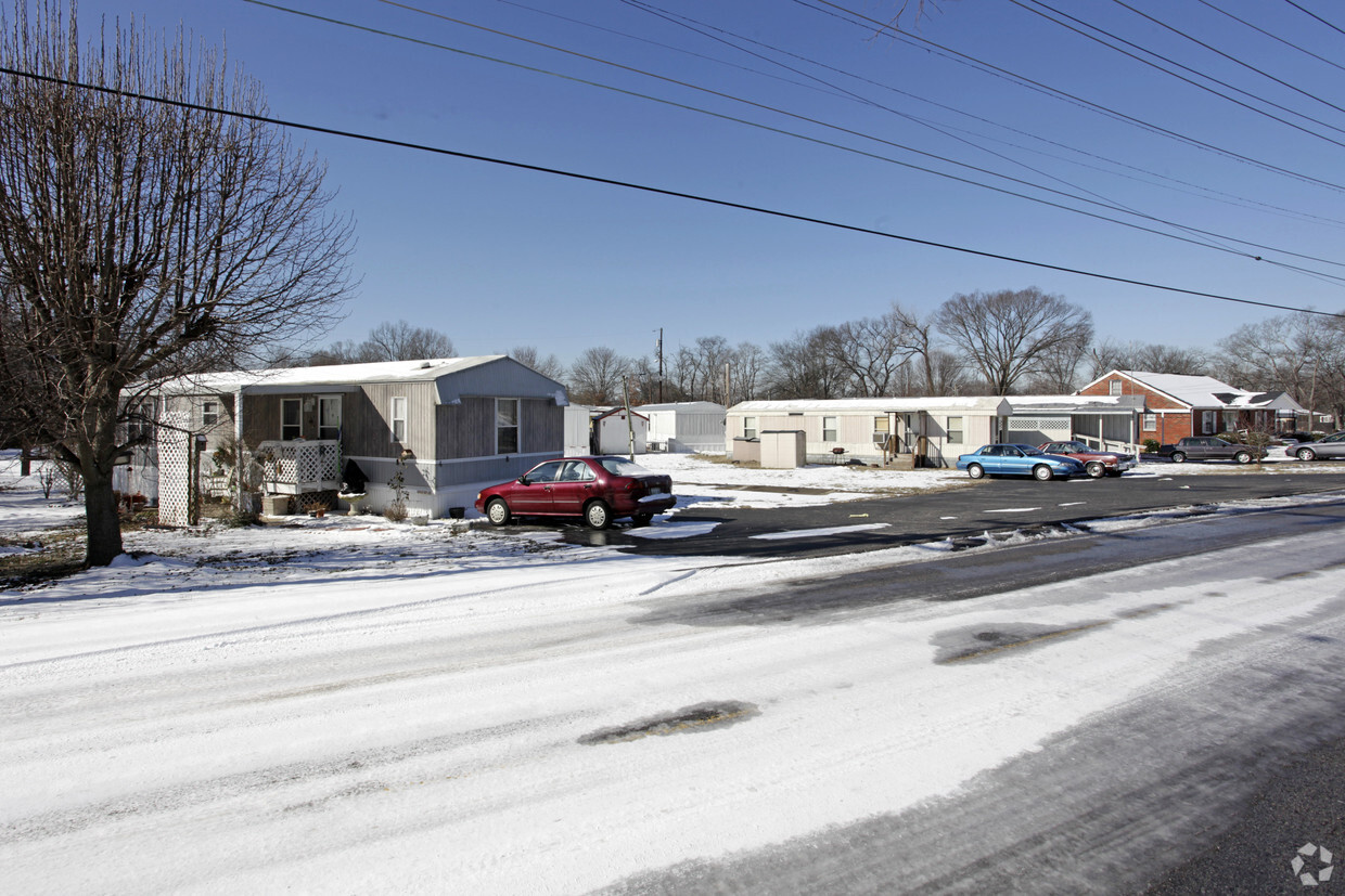 Primary Photo - 507 Swinging Bridge Rd