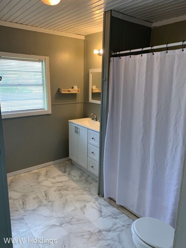 Foto del edificio - 3 br, 2 bath House - 811 Cooktown Rd