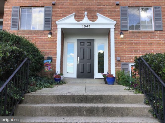 1543 Colonial Dr Unit 101, Woodbridge, VA 22192 Condo for Rent in
