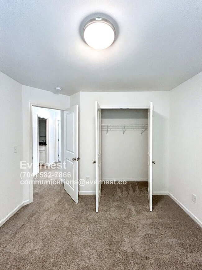 Foto del edificio - 607 S 10th St