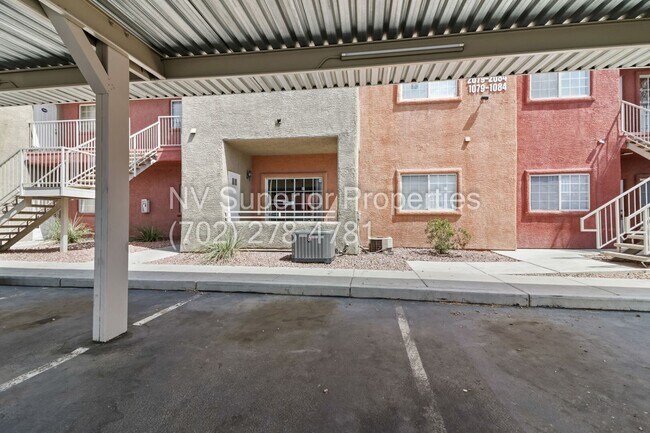 Foto del edificio - NE Near Nellis! Gated! Community Pool, Spa, Clubhouse & Park with playground!!