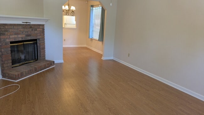 Building Photo - 1119 Copper Creek Dr