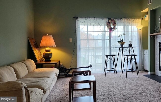 Photo - 10204C Ashbrooke Ct Apartment