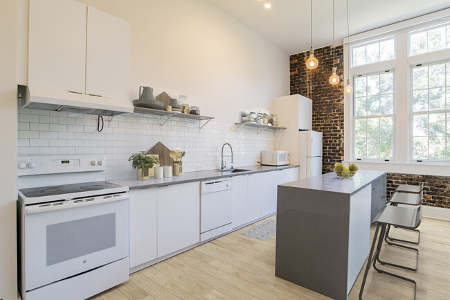 Modern Kitchen - Broad Street Lofts