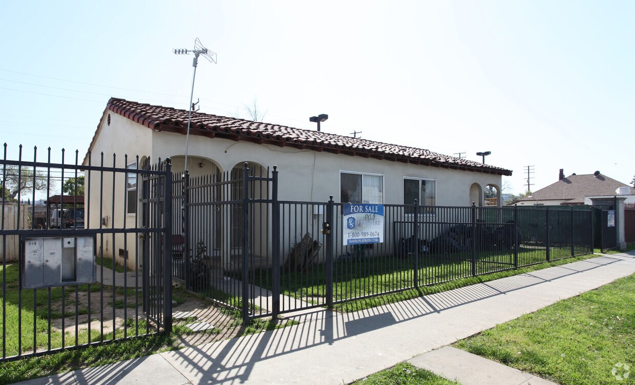 Building Photo - 1108 2nd St