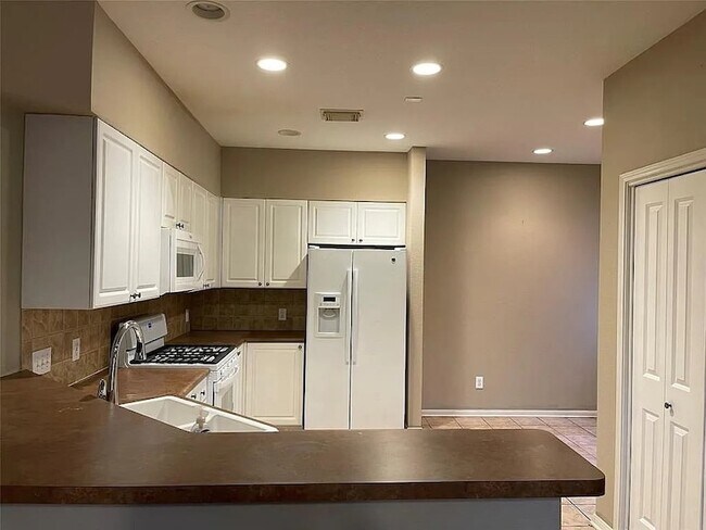 Foto del edificio - 63 Scarlet Woods Ct