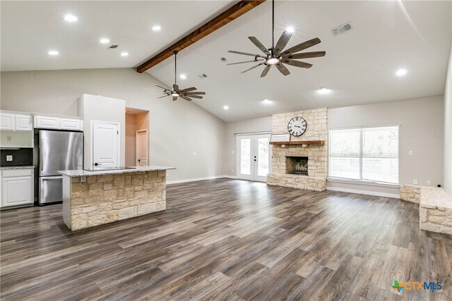 Building Photo - 14380 Spotted Horse Ln