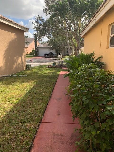 Foto del edificio - 944 Savannah Falls Dr