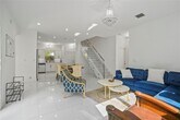 Foto principal - 833 SW 17th St