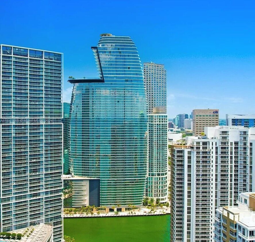 Foto principal - 300 Biscayne Blvd Way