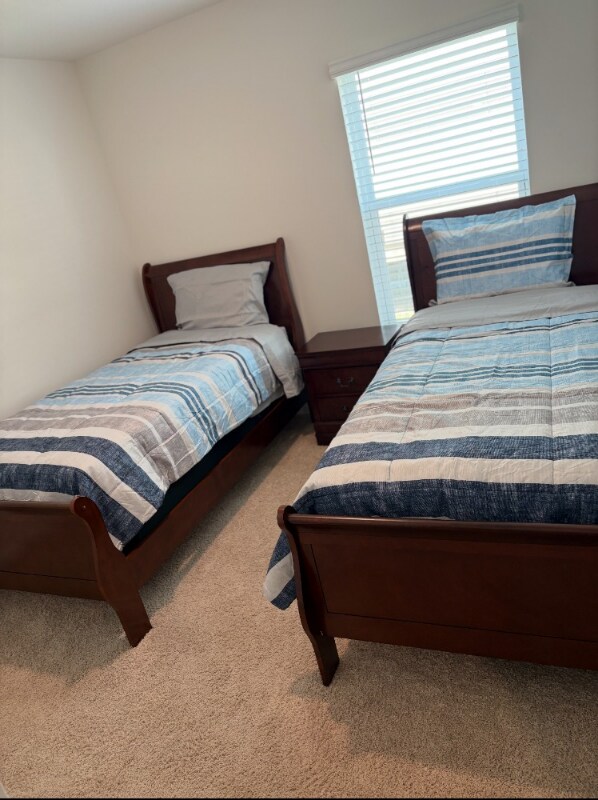 Foto del edificio - 3903 Falcon Ct