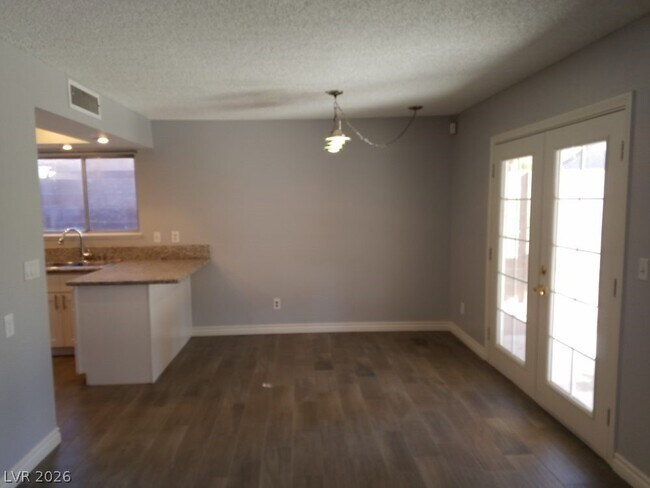 Foto del edificio - 7147 Abbeyville Dr