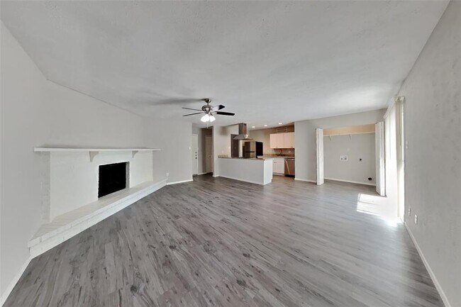 Foto del edificio - 17623 Poppy Trails Ln