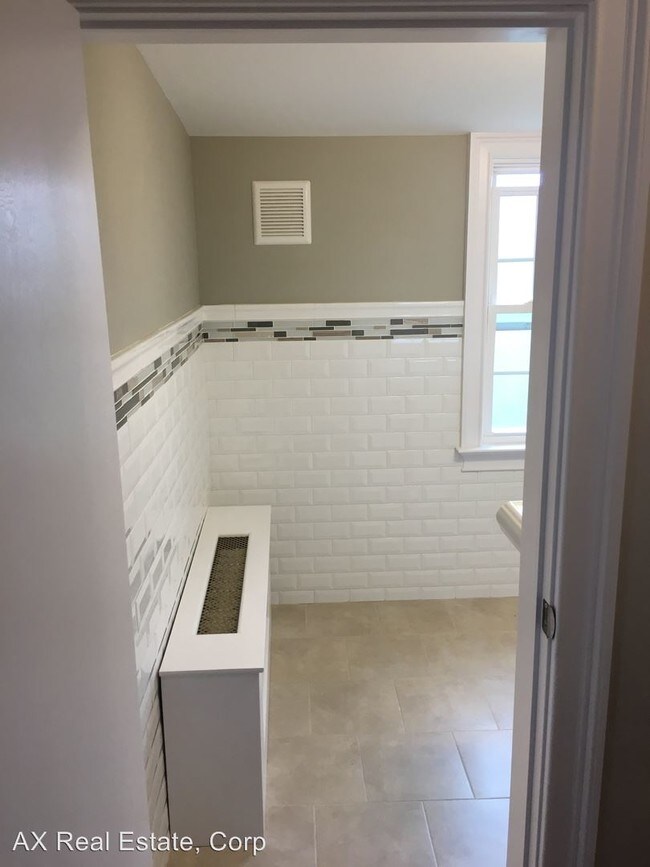 Building Photo - 1 br, 1 bath Apartment - 2 Arthur St
