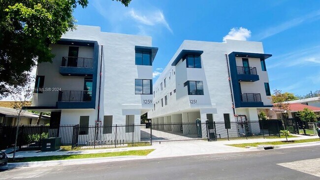 Foto del edificio - 1259 SW 3rd St