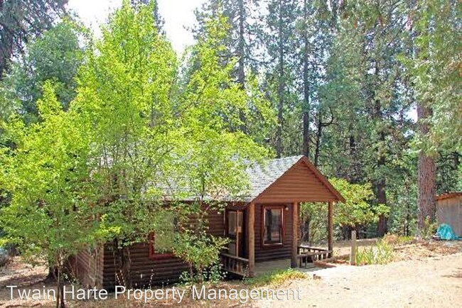 Building Photo - 2 br, 1 bath House - 22977 N. Tuo;umne Rd.