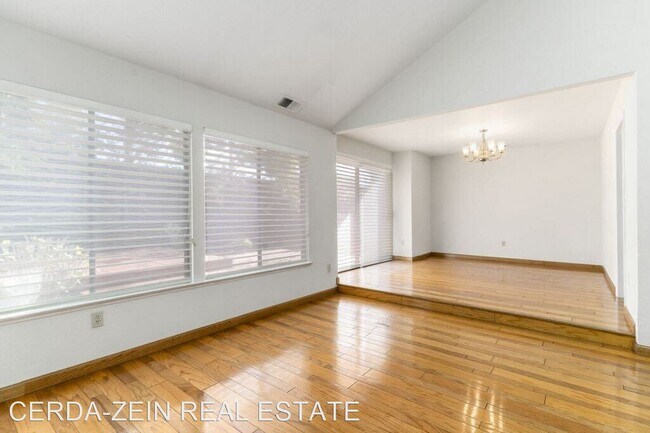Building Photo - 3 br, 2.5 bath House - 37 Purcell Drive