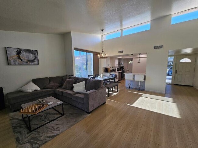 Foto del edificio - 73576 Dalea Ln