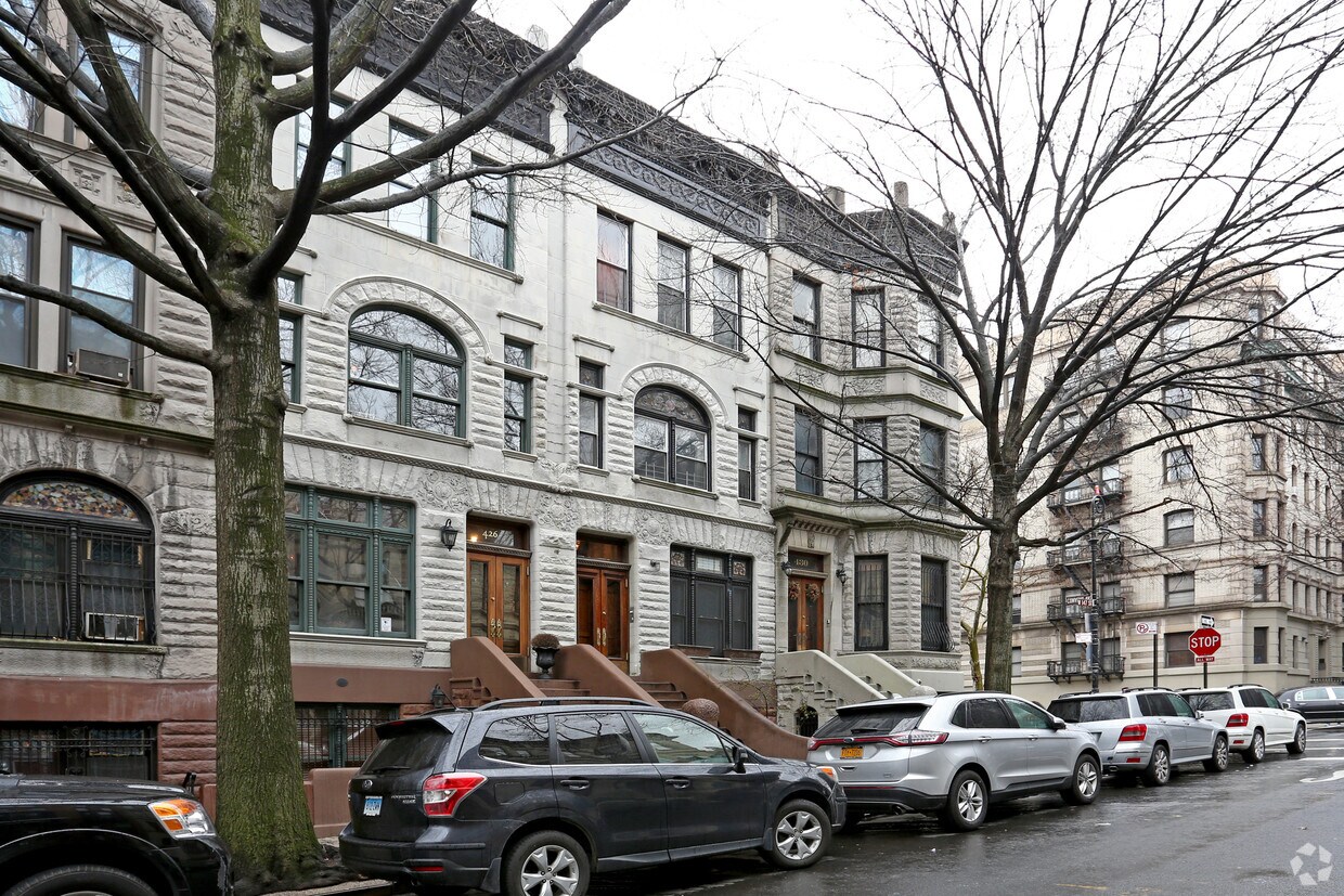 Building Photo - 428 W 147th St