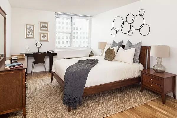 Primary Photo - 2 bedroom in New York NY 10280