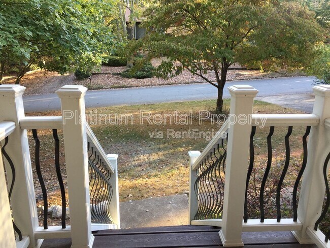 Building Photo - 9775 Loblolly Ln