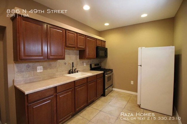 Building Photo - 886 N 49th Street
