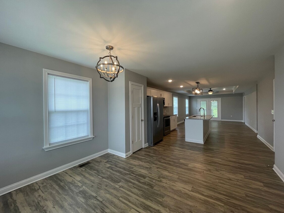 Primary Photo - 3 Ranch Single Family Home- Fitness, Pools...