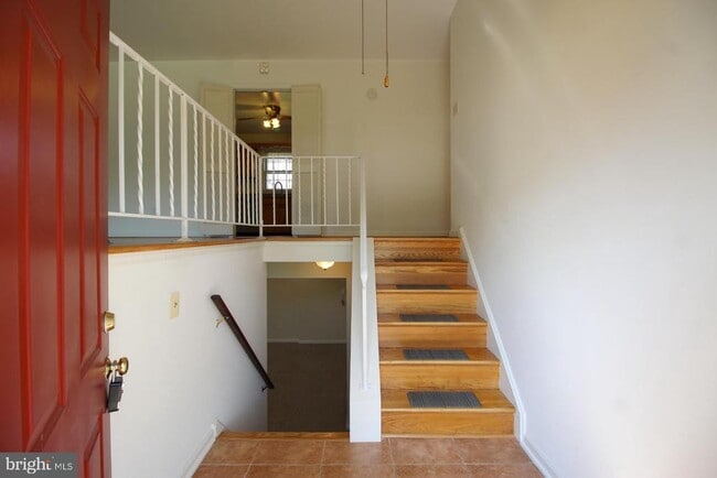 Building Photo - 5810 Sunderland Ct