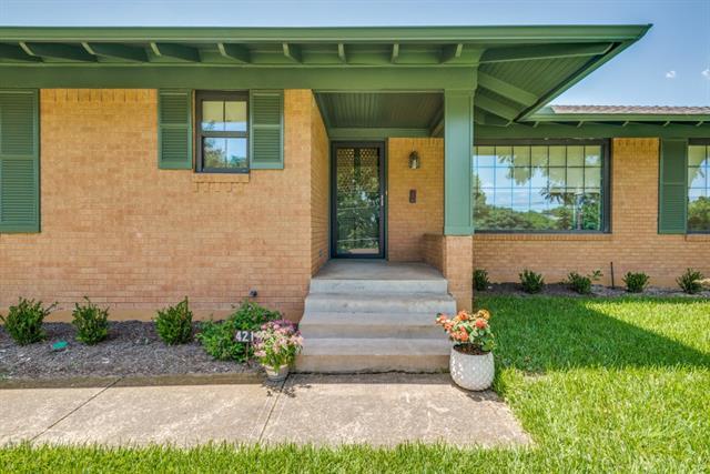 Foto del edificio - 4219 Briar Creek Ln