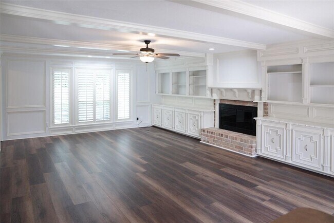 Foto del edificio - 16611 Brenton Oaks Dr