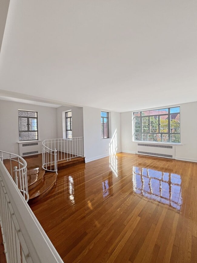 Foto del edificio - The Leslie — A Private Garden Enclave for the Modern New Yorker