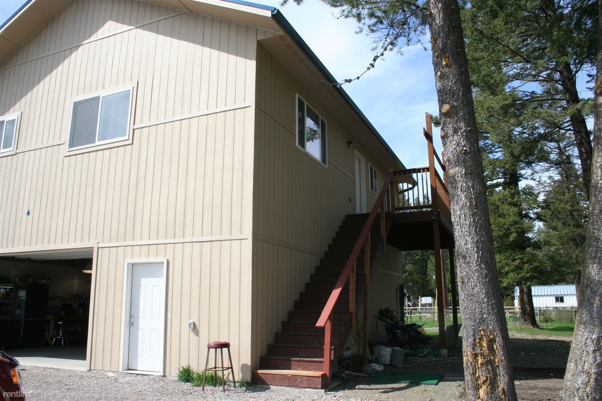 Primary Photo - 2 br, 1 bath Apartment - 5455 Hwy 93 South