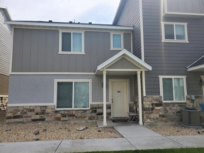 Building Photo - 14399 S Oakfield Way