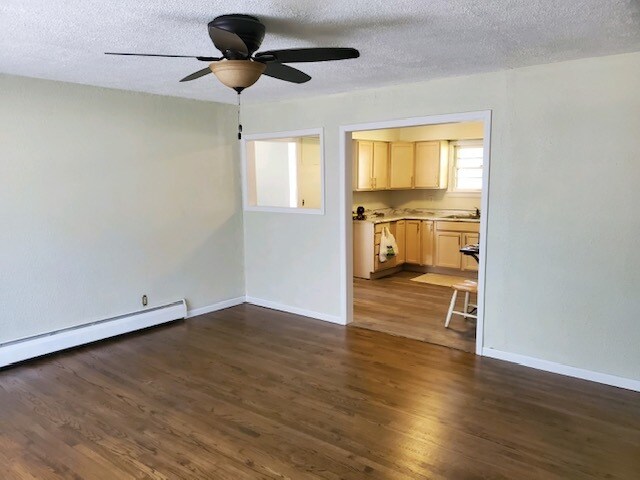 Building Photo - 2948 Parker St