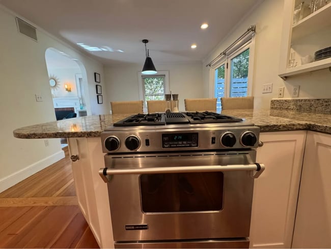 Building Photo - 182 Margaret St