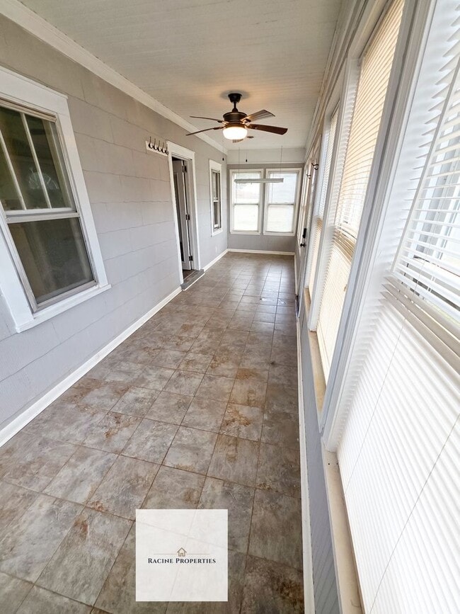 Foto del edificio - Two Bedroom Home Near Lake Blalock!