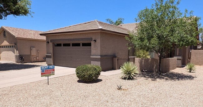 Building Photo - 3 Bedroom Home in the Ashley Heights Community Near E Ray Rd and S Recker Rd!