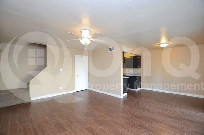 Building Photo - 6052 W Golden Ln