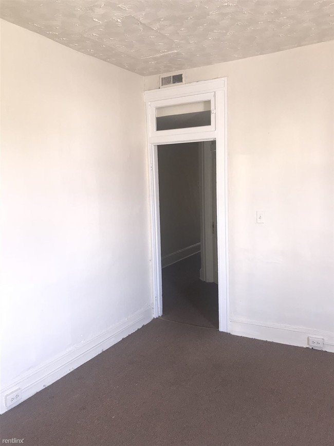 Building Photo - 1040 N Bentalou St
