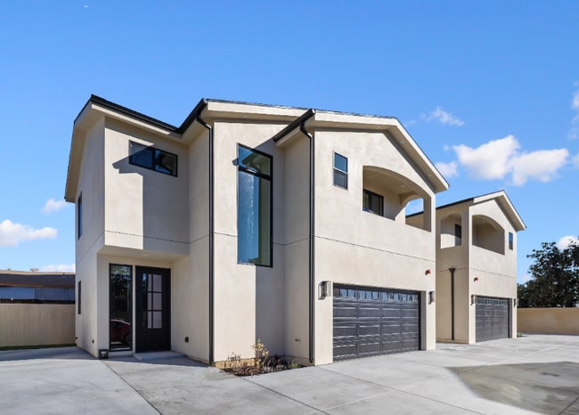 Building Photo - 6914 Walker Ave