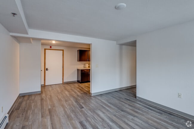 2 BR, 1 BA - 876SF - Oak Meadow Senior Apartments
