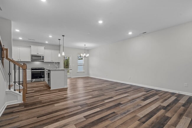 Building Photo - 1019 Everglades Wy