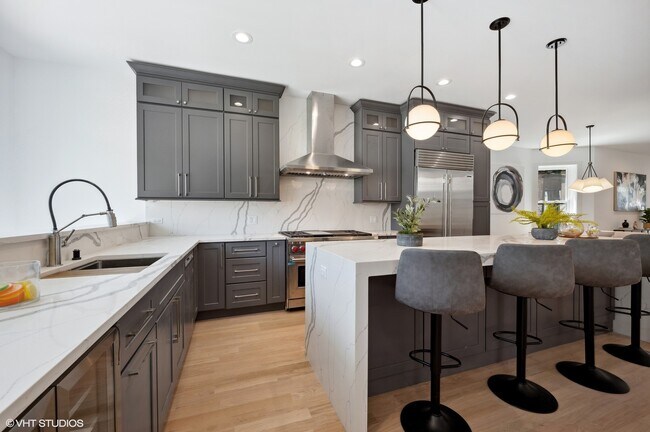Foto del edificio - 2719 N Troy St