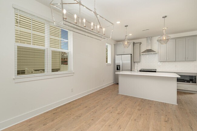 Foto del edificio - 725 Caraway Ln