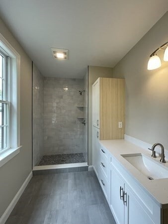 Building Photo - 555 Foundry St