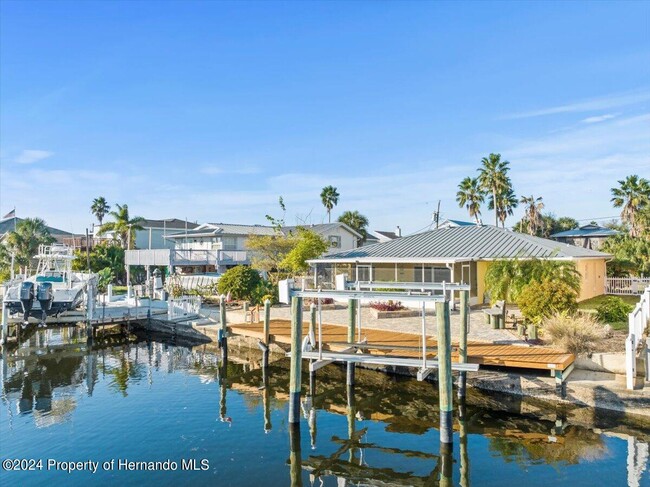 Building Photo - 3288 Minnow Creek Dr