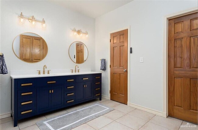 Building Photo - 13344 Borolo Dr