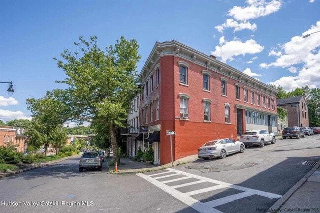 Building Photo - 4 W Union St