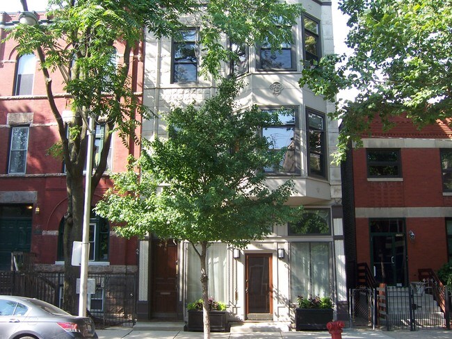 1730 W. Erie St. - 1730 W Erie St