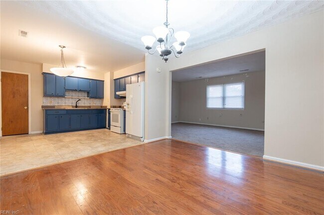 Foto del edificio - 3100 Norway Pl